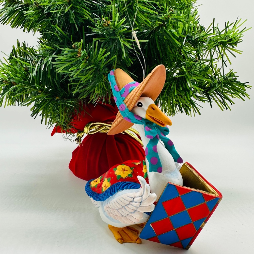 Vintage Mother Goose Department 56 Ornament Figure - RARE! - Picture 2 of 16